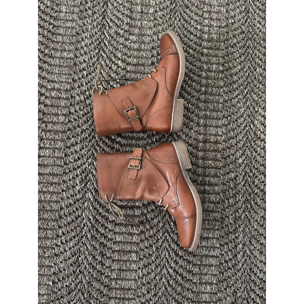 Bedstu Roan Deception Wrap Over Combat Boots - image 5